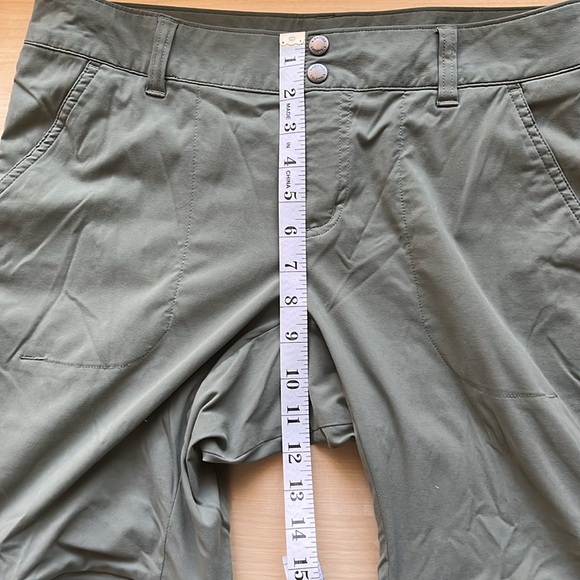 Columbia Women's Saturday Trail II Convertible Hiking Pants in Olive Grn 10 Reg - Picture 8 of 16